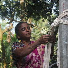 Cargar imagen en el visor de la galería, Estuche de algodón animales entrañables. Bangladesh
