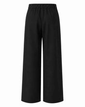 Cargar imagen en el visor de la galería, Pantalón recto pernera amplia negro de algodón orgánico y de Comercio Justo - vista trasera