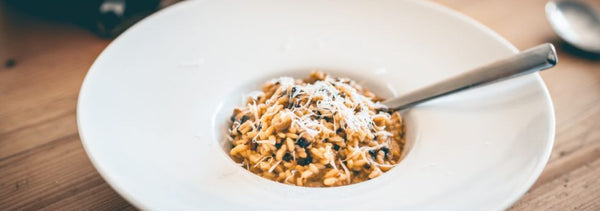 Plato de risotto con setas Eathica