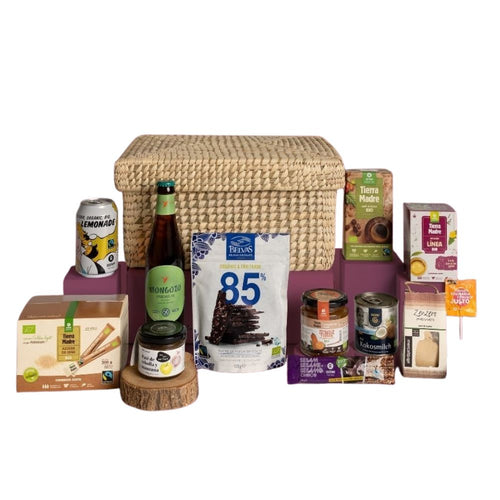 Cesta de Comercio Justo con productos sin gluten. Apta para personas celíacas