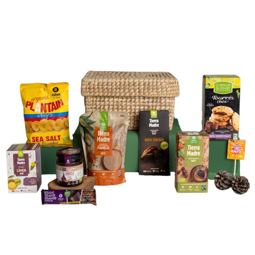 Cesta de Comercio Justo vegana y con productos ecológicos
