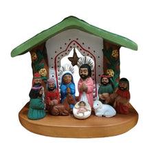 Cargar imagen en el visor de la galería, Belén de terracota multicolor. Bangladesh.
