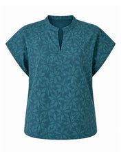 Cargar imagen en el visor de la galería, Blusa estampada, de algodón orgánico y de Comercio Justo - vista delantera
