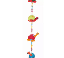 Cargar imagen en el visor de la galería, Detalle de las tortuguitas multicolor de tela.
